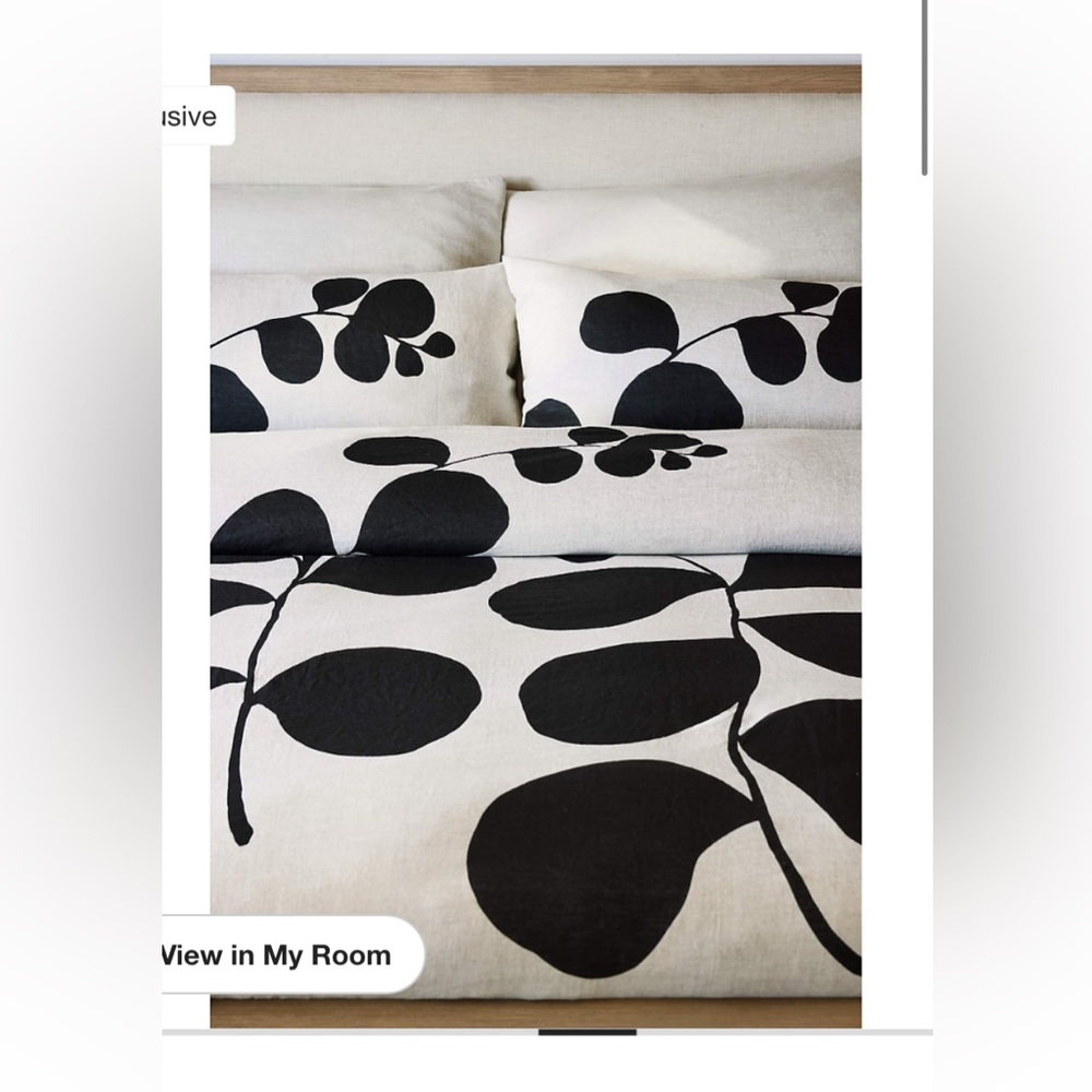 Crate & Barrel Queen Duvet and Shams NWOT - Picture 5 of 6